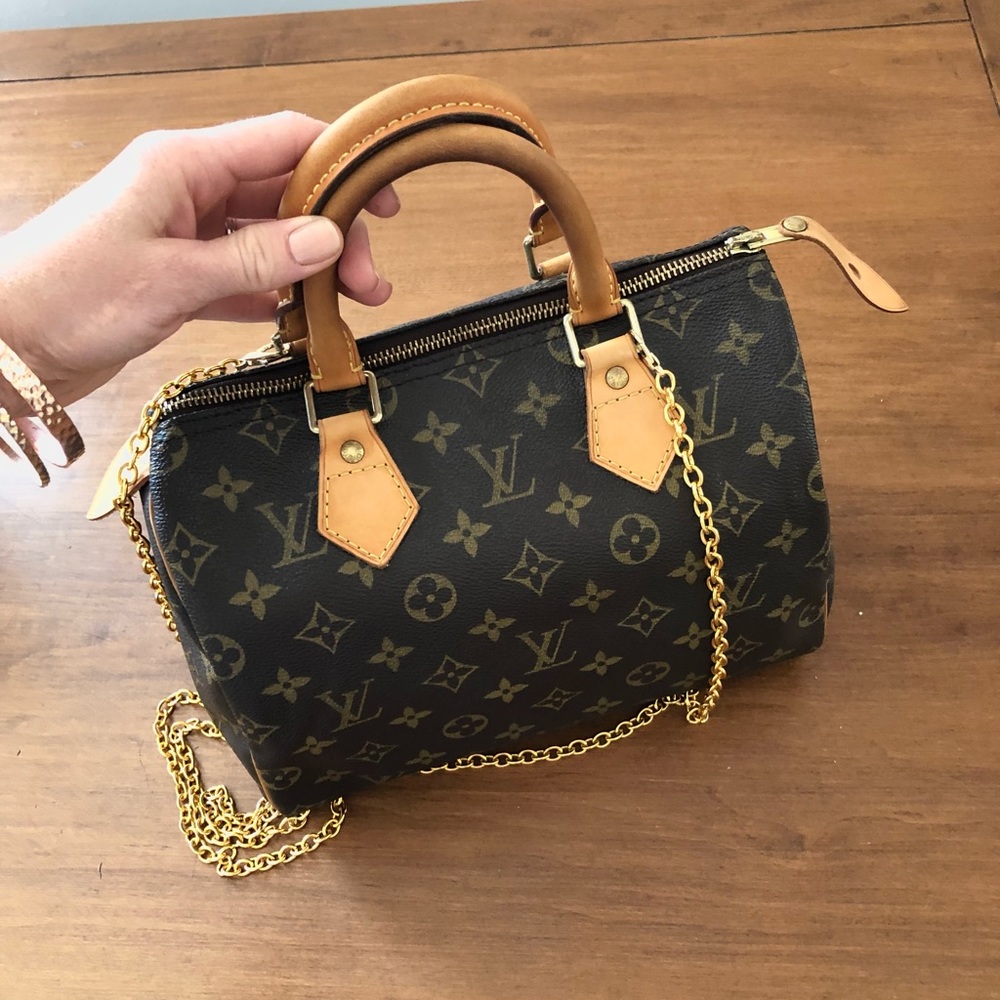 Authentic Louis Vuitton speedy 25